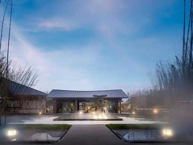 銳墨爾鋁鎂錳闆的特點